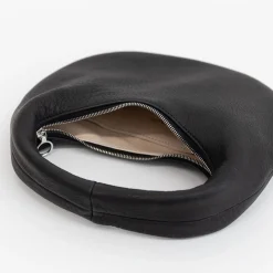 Aeta Deer Leather Round One Shoulder Bag Small Da58