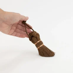 Angled Palm Fiber Dust Brush [Tr-002]