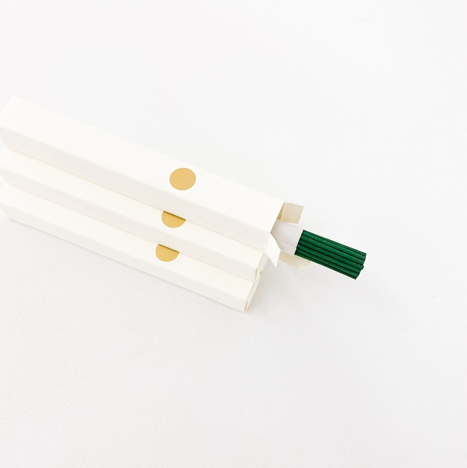 Golda Hiba Wood Incense