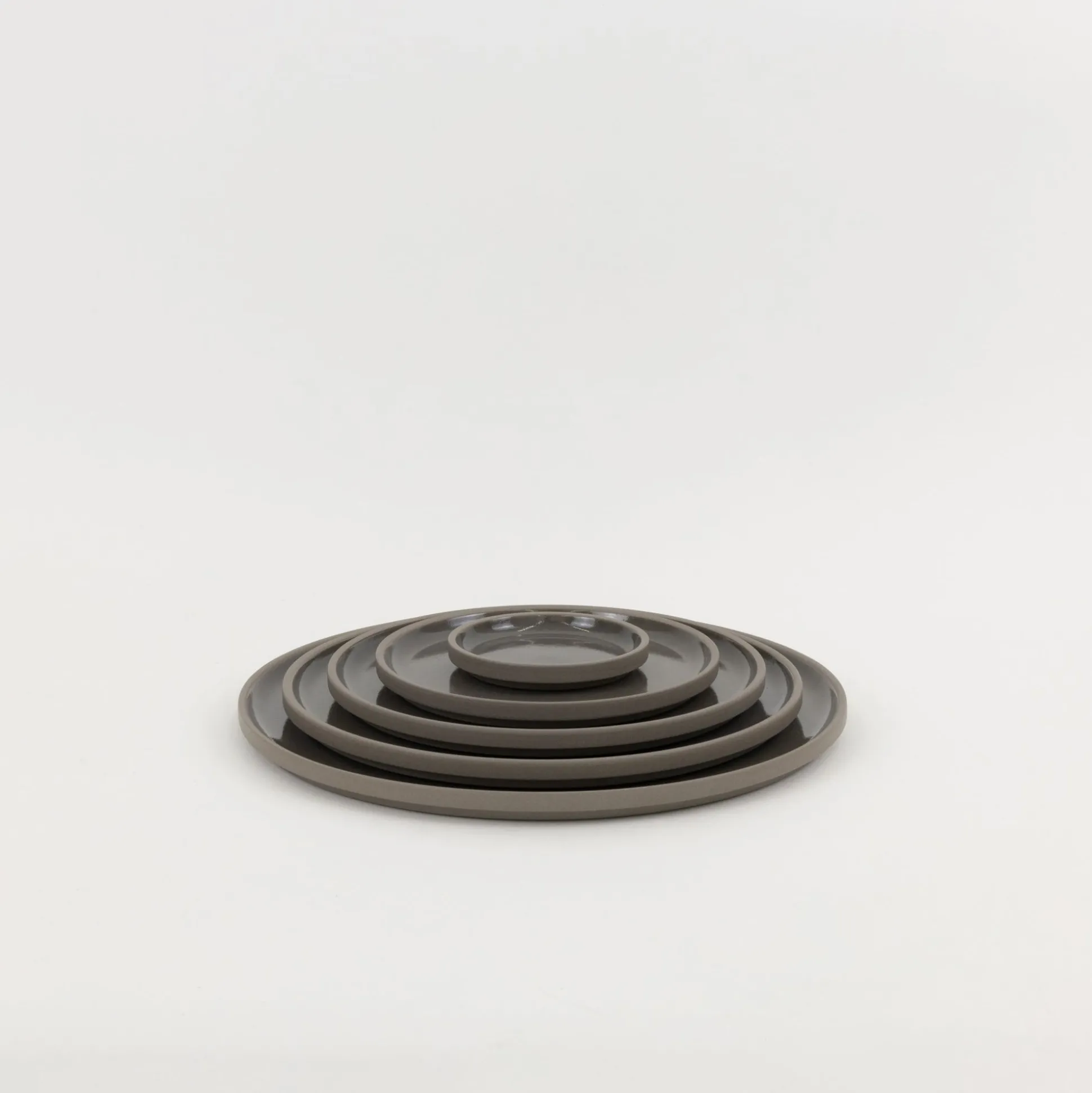 Hdg103 - Plate / Lid Dark Gray O 7.3/8"