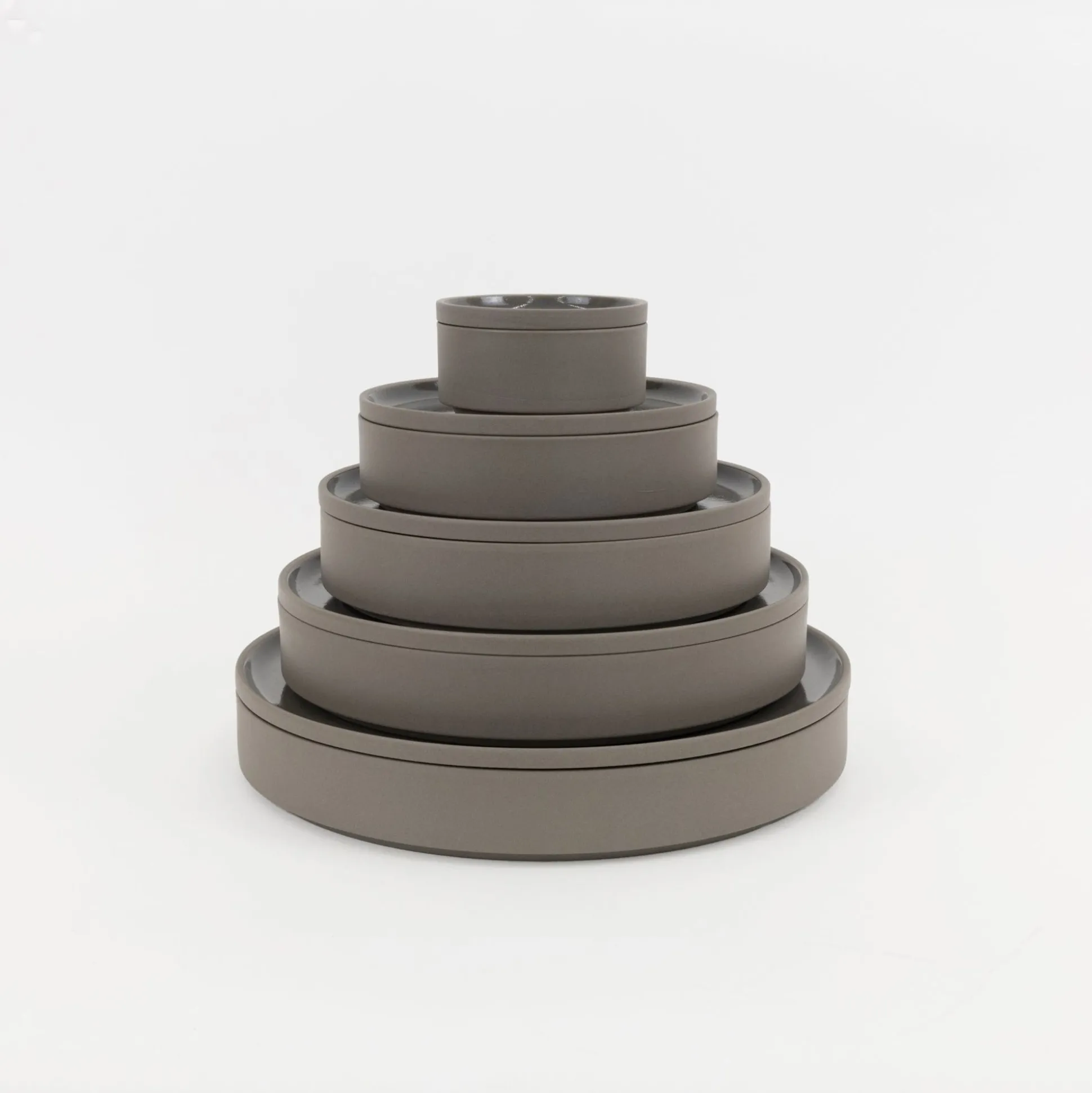 Hdg103 - Plate / Lid Dark Gray O 7.3/8"