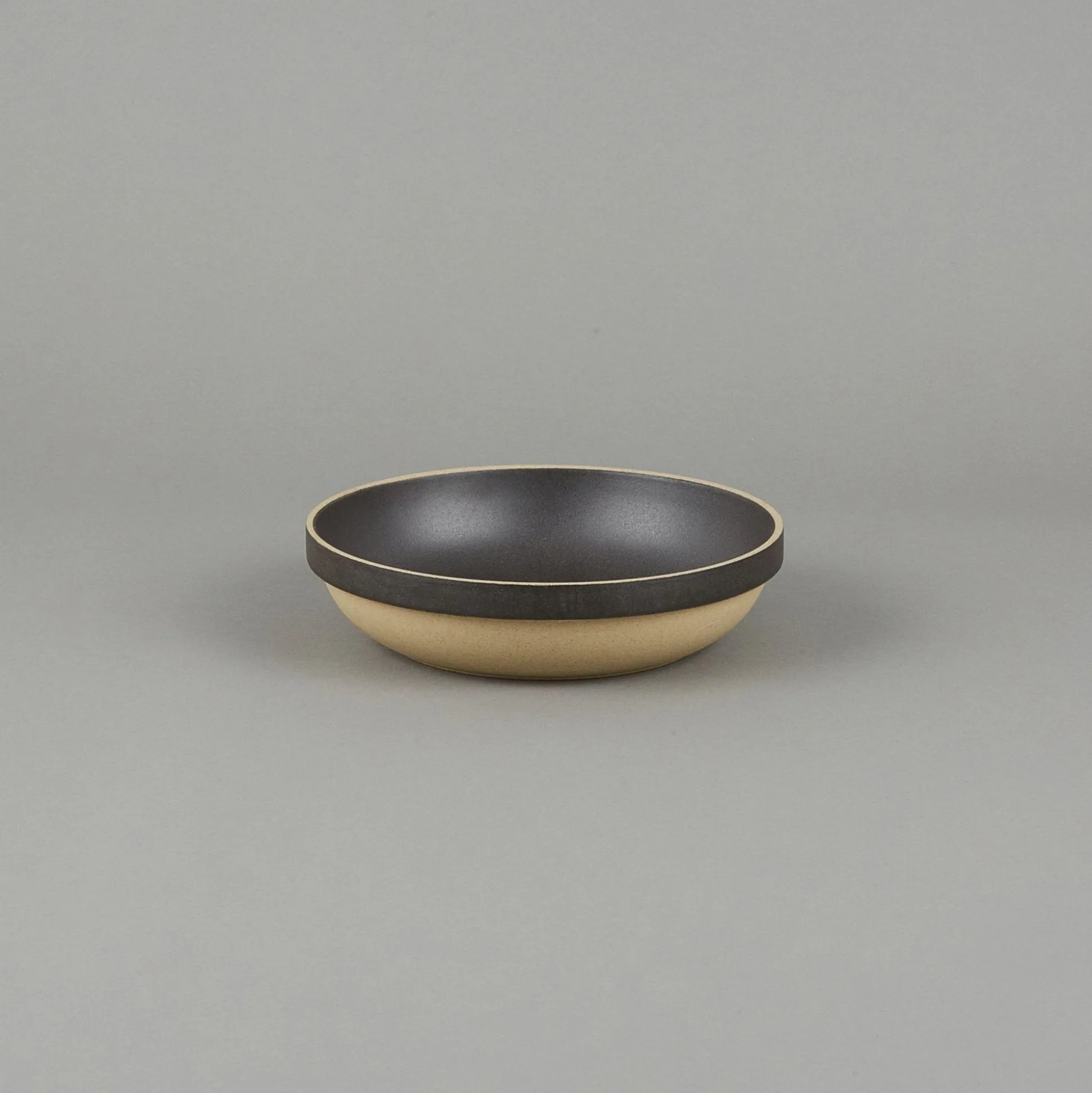 Hpb033 - Round Bowl Black O 8.5/8"