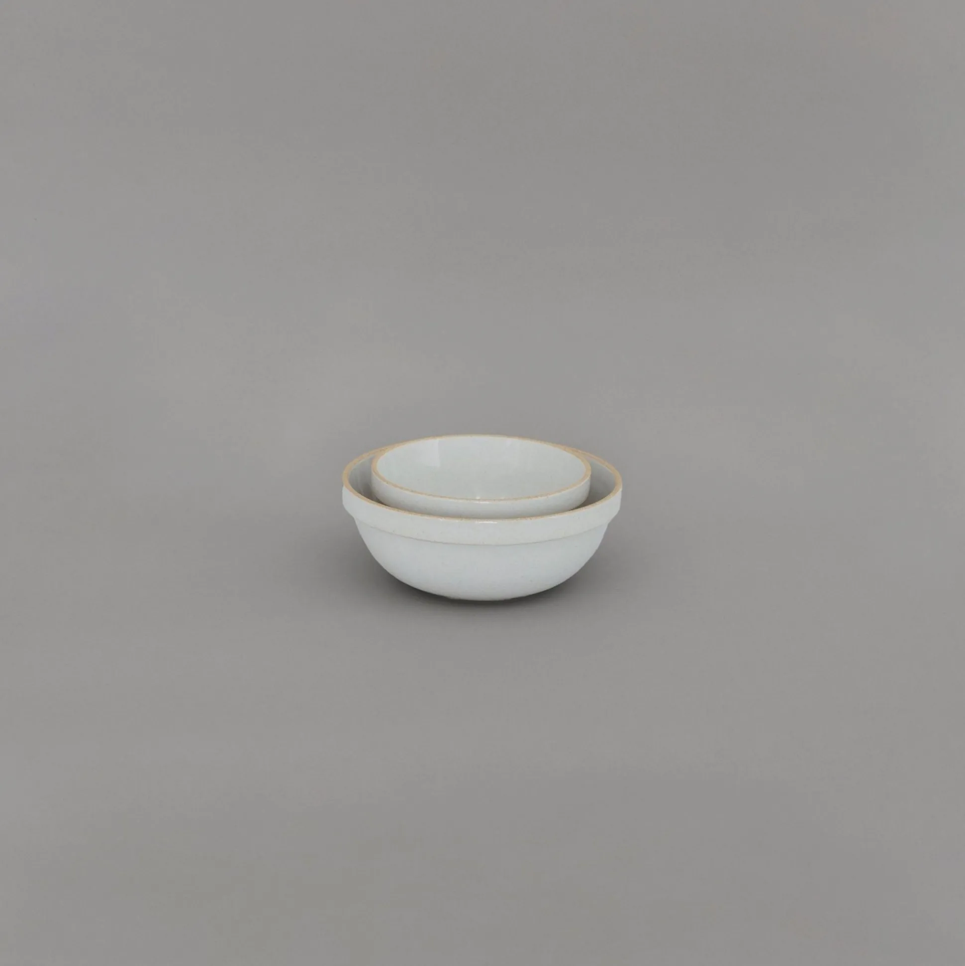 Hpm048 Gloss Gray Mid-Deep Round Bowl Small