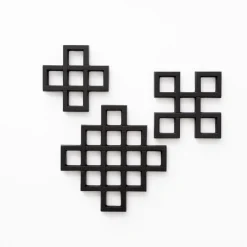 Kamasada Nambu Tekki Trivets