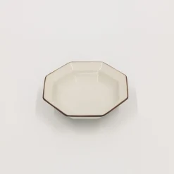 Novem Hakkaku Plate