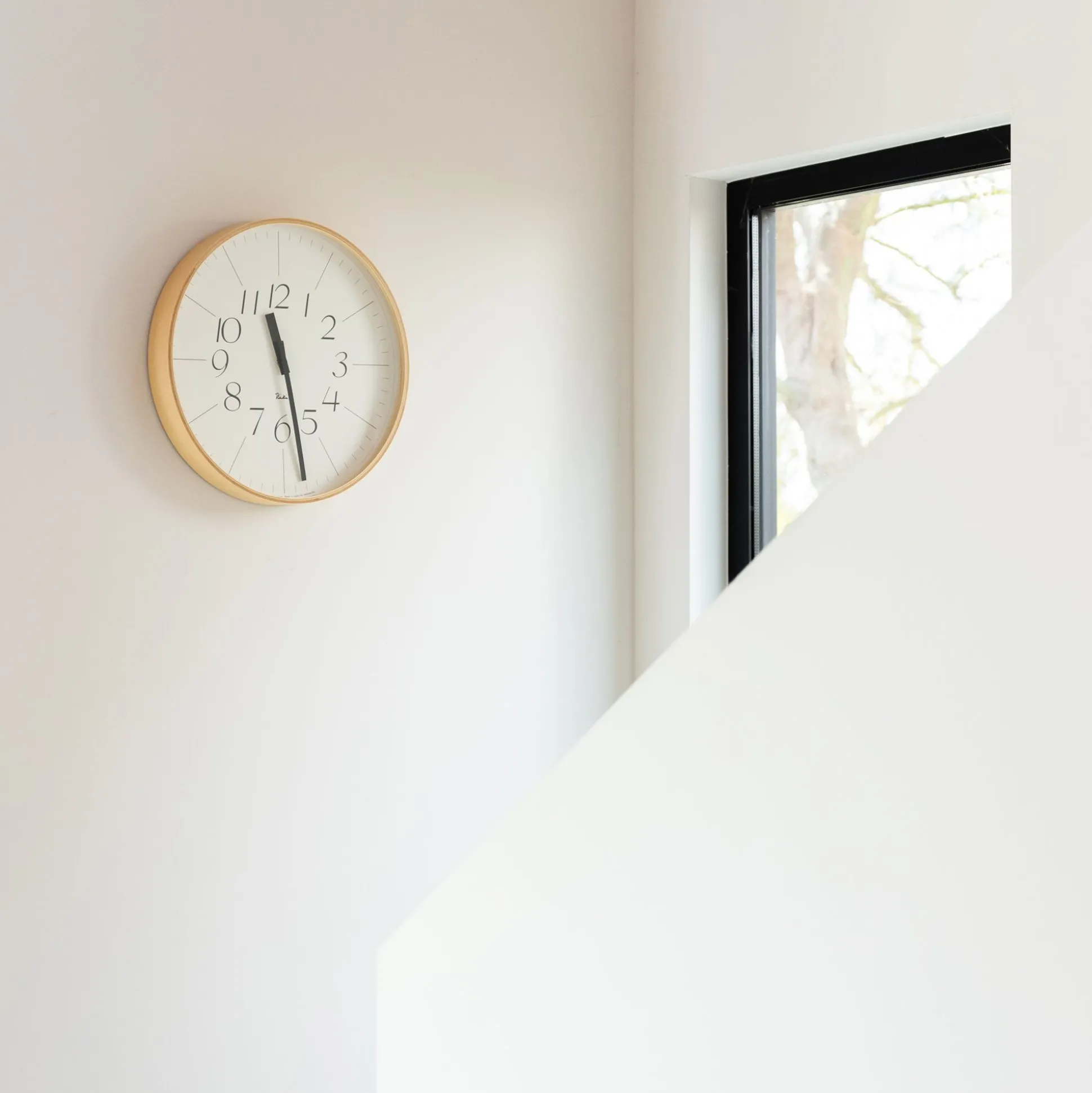 Riki Numbers Clock