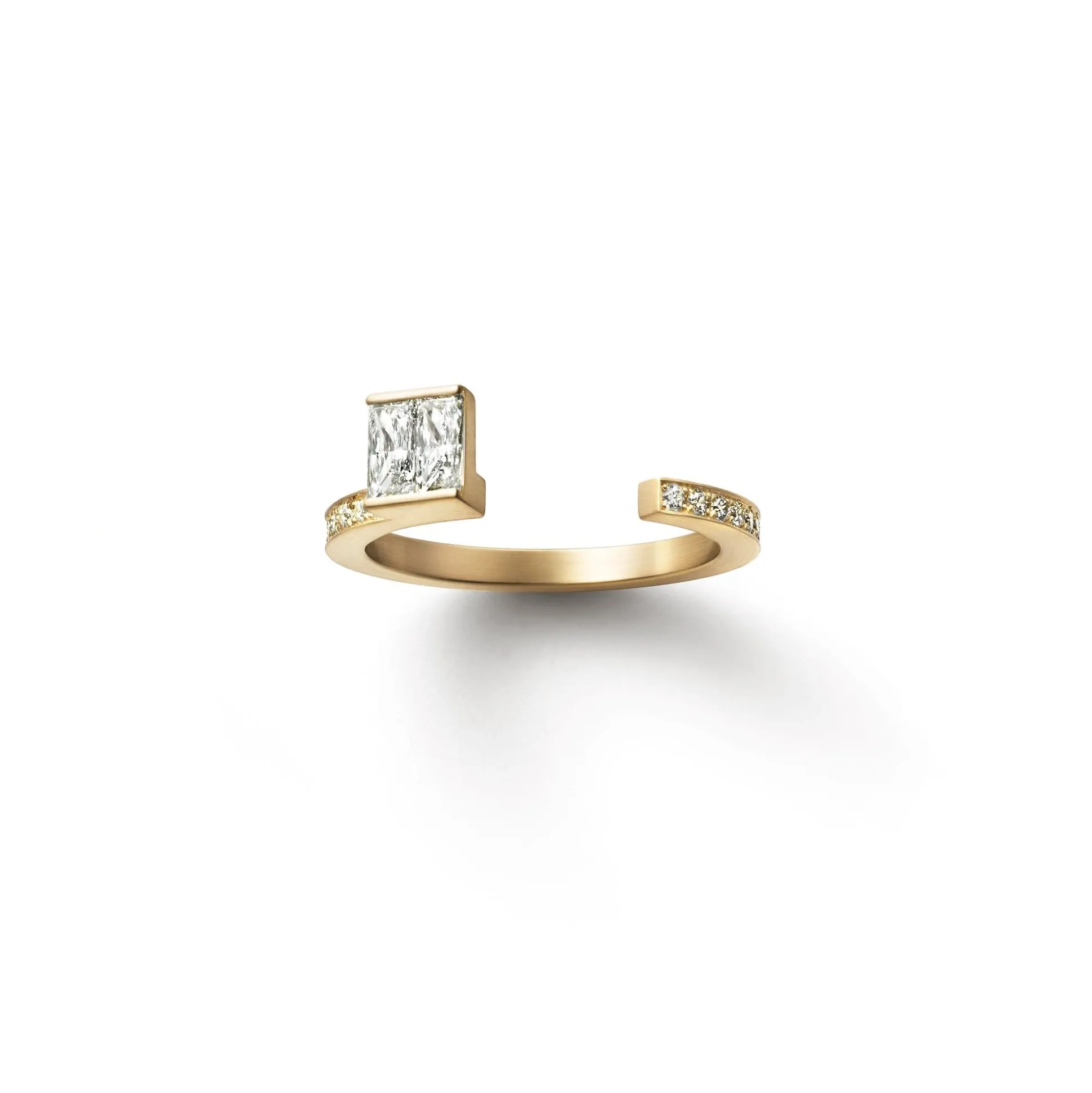 Shihara Two Stone Diamond Bond Ring 03