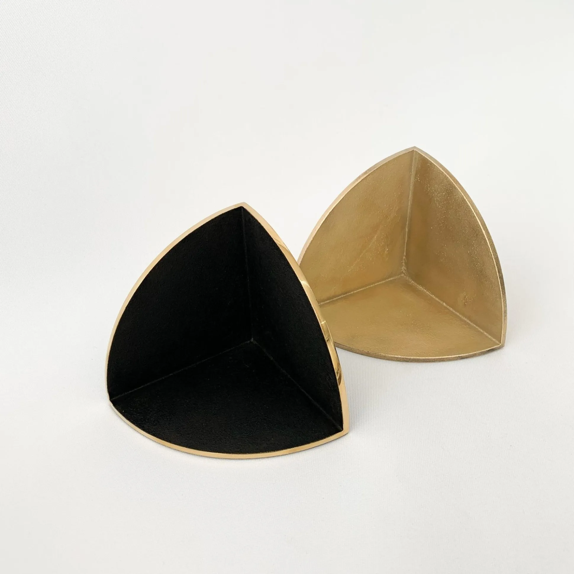 S/N Bookend