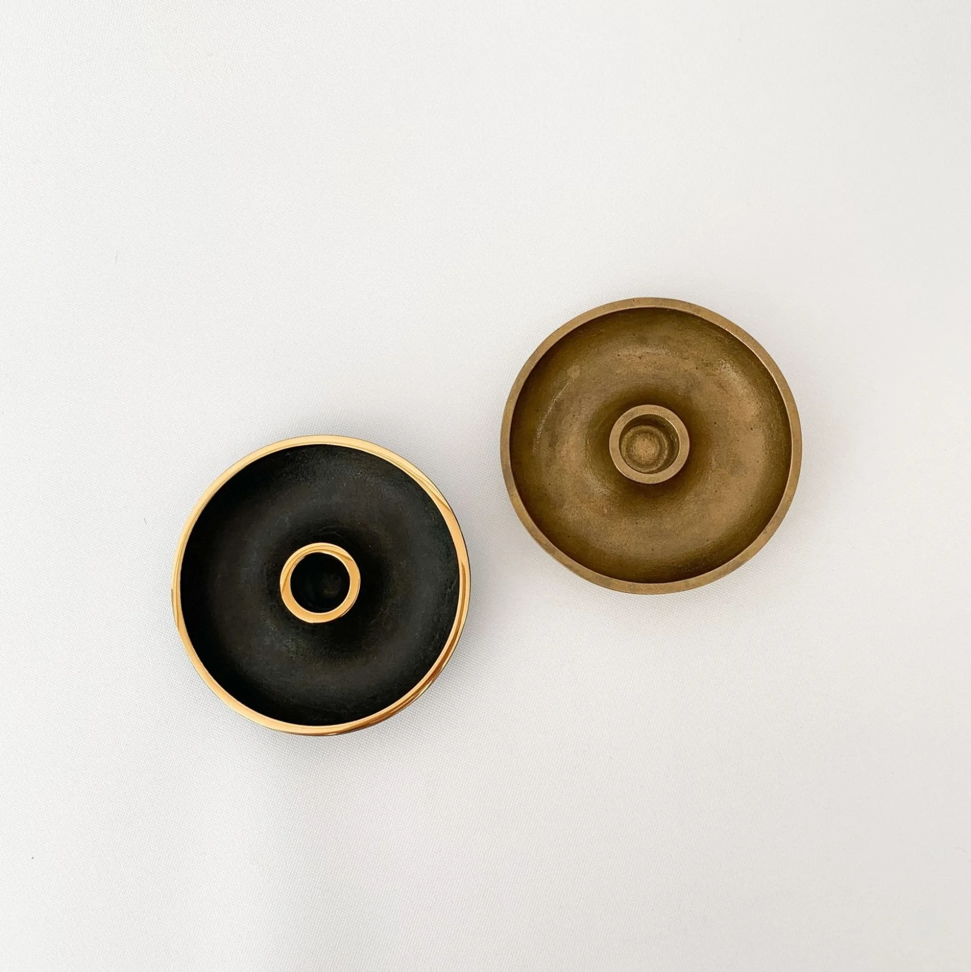 S/N Brass Candle Stands