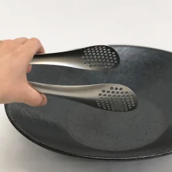 Sori Yanagi Stainless Tongs With Holes [Ts011]