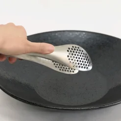 Sori Yanagi Stainless Tongs With Holes [Ts011]