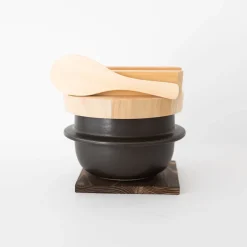 Suzuki Co. Traditional Rice Cooker [Ts865]