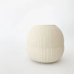 Tomoro Shinogi Vase