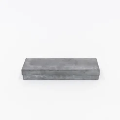 097 Unknown, Japan Tin Box