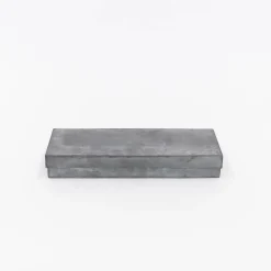 097 Unknown, Japan Tin Box